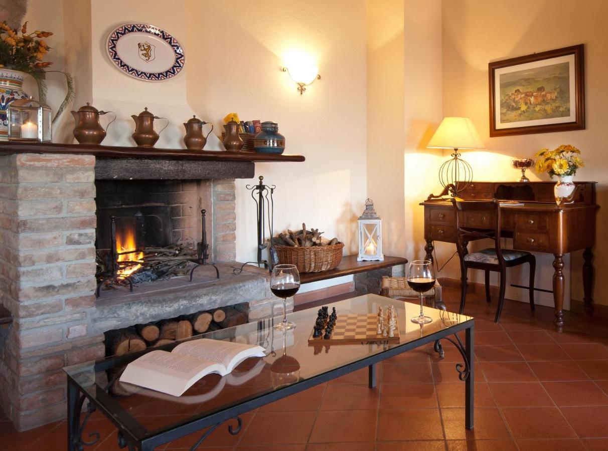 Tenuta Di Forte Sorgnano Gualdo Cattaneo Номер фото