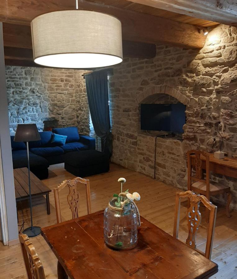 Tenuta Di Forte Sorgnano Gualdo Cattaneo Екстер'єр фото